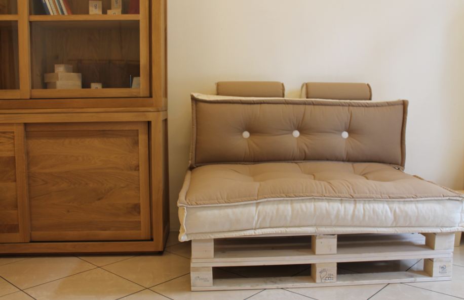 Coppia di cuscini per divano pallet in poliestere imbottito bordeaux